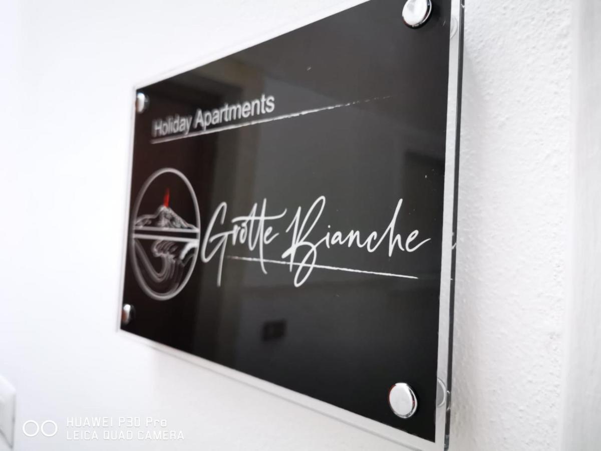 Centre Apartment Grotte Bianche 2 カターニア エクステリア 写真